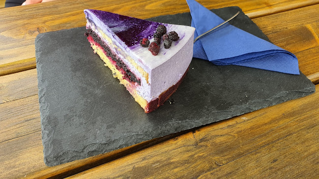 Jarška cesta 8, 1000 Ljubljana