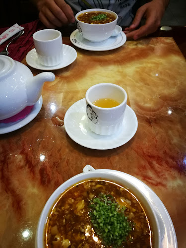 Chang, Koper - Gastronomija in gostinstvo