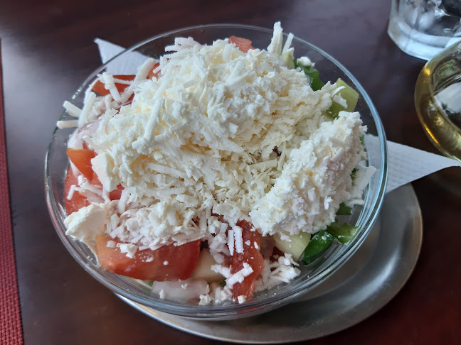 Comentarii opinii despre Sarajevo 84