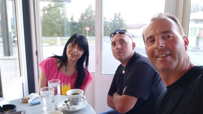 BS, Knežak 3, 6253 Knežak