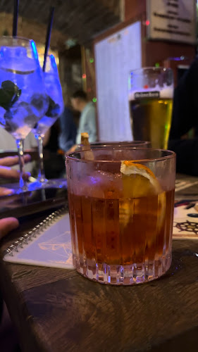 Opinii despre Captain's Cabin în Ljubljana - Gastronomija in gostinstvo