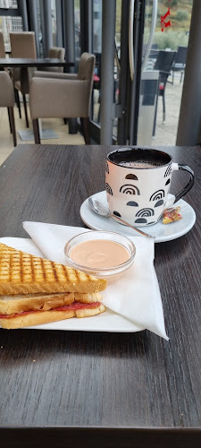 Biljard Bar - Gastronomija in gostinstvo