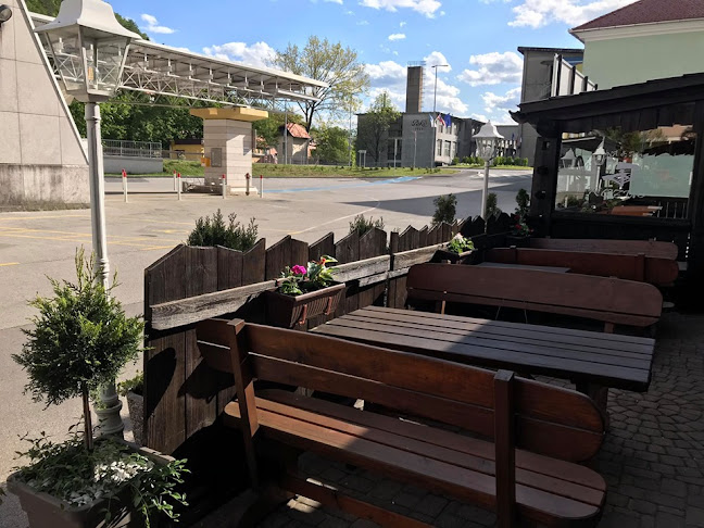 GOSTILNA IN PICERIJA KOZUC, Kristina Lesnik s.p.