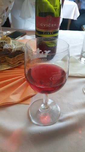 Gostilna in pizzeria "Lovec" - Gastronomija in gostinstvo