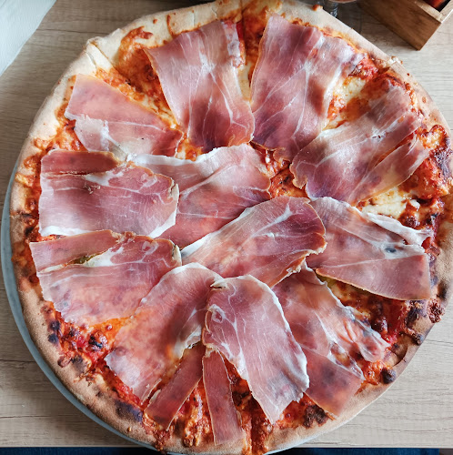 Caffe in pizzeria Venezia, gostinstvo in turizem, d.o.o. - Jesenice