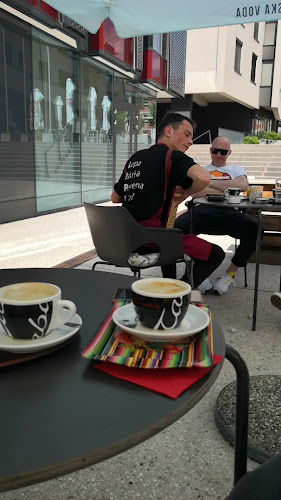 ČAJNA SOBA & KAVARNA KNJIŽNICA