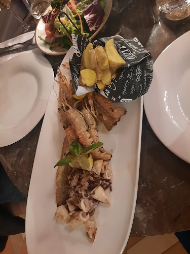 Pristaniška ulica 3, 6000 Koper