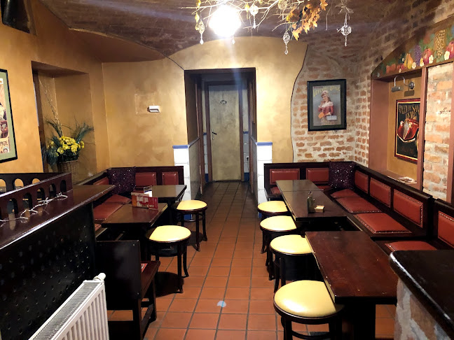 Slomškov trg 13, 2000 Maribor