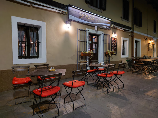 Gramšijev trg 8, 6000 Koper