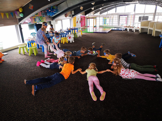 Opinii despre Dežela igral in kavarna, Sašo Žaljec s.p. în Domžale - Gastronomija in gostinstvo