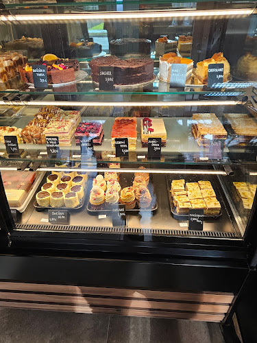 Opinii despre Cake Shop Sladki raj în Murska Sobota - Gastronomija in gostinstvo