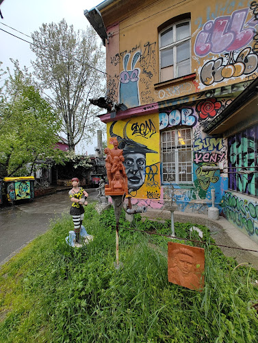 Opinii despre Bizzarnica Pri Mariči în Ljubljana - Gastronomija in gostinstvo