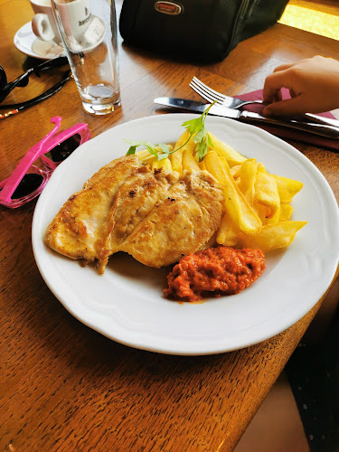 Glavna ulica 15, 9220 Kapca