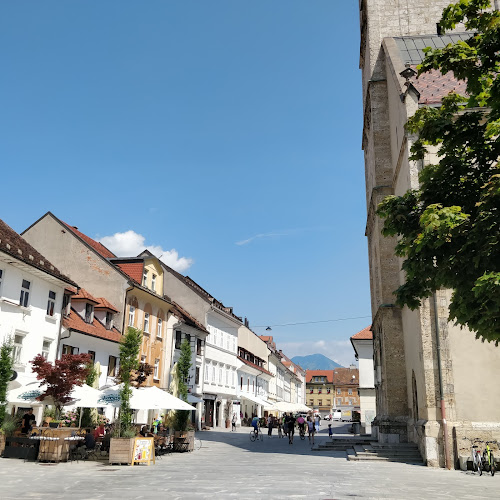 Comentarii opinii despre Teater Café