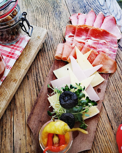 Opinii despre Slovenska Hiša în Ljubljana - Gastronomija in gostinstvo