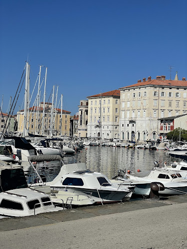 Gostišče "Pirat" - Gastronomija in gostinstvo