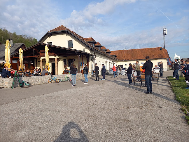 Goričane 39, 1215 Medvode