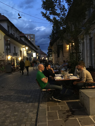 Compa Restaurant Okrepčevalnica Čompa