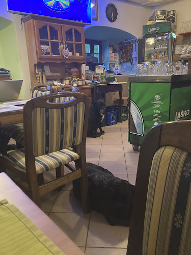 Dom Pristava - Gastronomija in gostinstvo