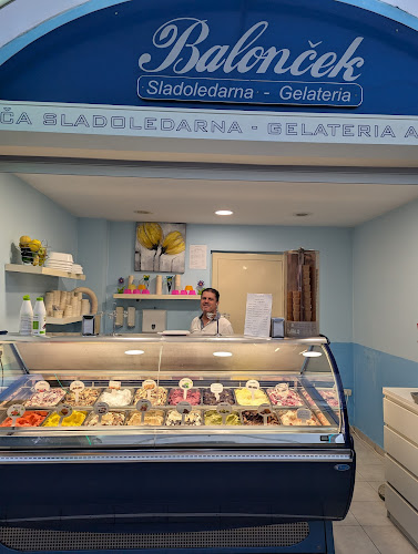 Sladoledarna Balonček (Gelateria, Ice Cream Shop) - Gastronomija in gostinstvo