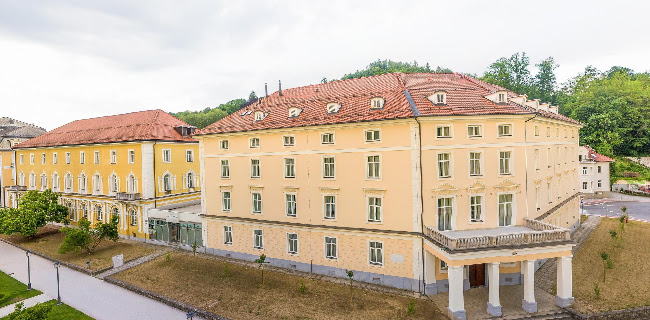 Zdraviliški trg 24, 3250 Rogaška Slatina