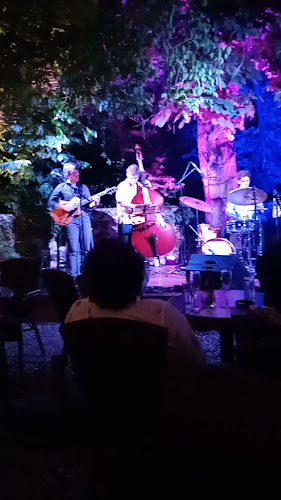 Cafe galerija Pungert - Gastronomija in gostinstvo