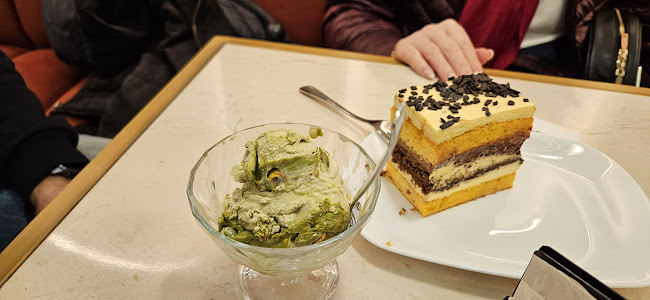 Opinii despre Sladoledarna in kavarna pri Ekremu în Izola - Gastronomija in gostinstvo