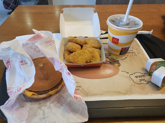 Comentarii opinii despre McDonald's Lesce