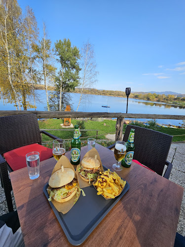 Big Bear Burger Bistro