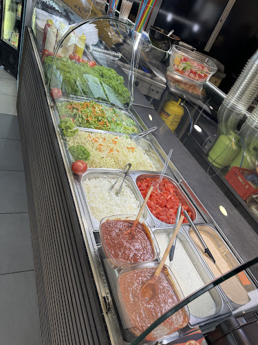 Fast food Zone - Gastronomija in gostinstvo