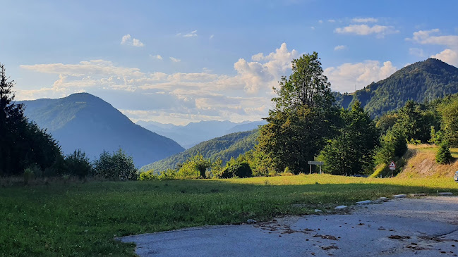 Okrepčevalnica kmečki hram Robert Fortuna s.p. - Spodnja Idrija