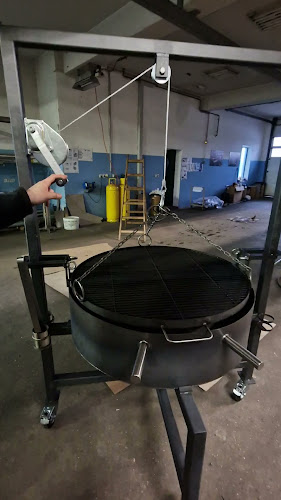 Opinii despre Gostilna Čefidelj, Ribana Drenik s.p. în Novo mesto - Gastronomija in gostinstvo