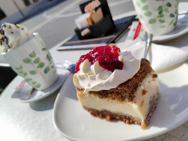 Kavarna 1920 - Gastronomija in gostinstvo