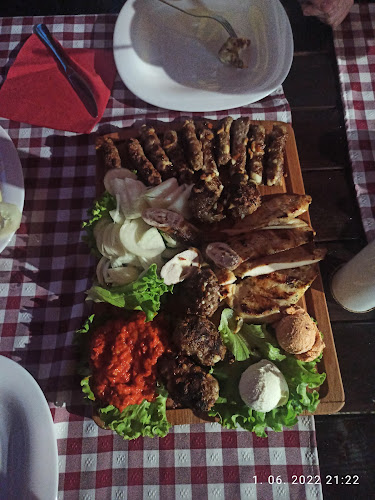 Okrepčevalnica MERAK - Gastronomija in gostinstvo