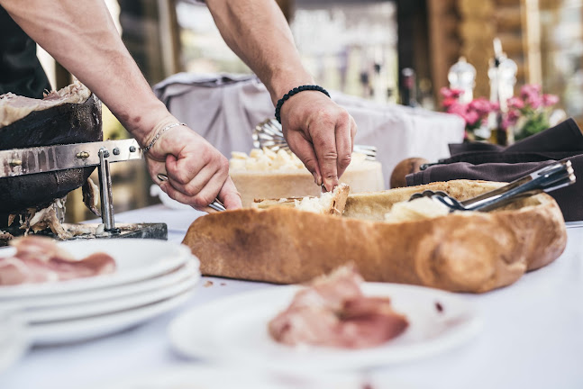 Opinii despre Catering Kaval Group în Ljubljana - Gastronomija in gostinstvo
