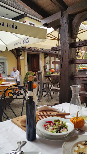 Opinii despre stalca pri vodniku în Ljubljana - Gastronomija in gostinstvo