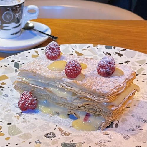 Kavarna Rog - Ljubljana