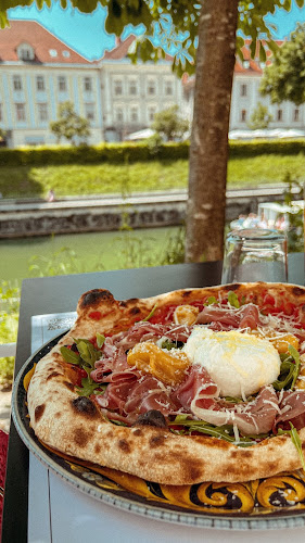 Comentarii opinii despre Beštija Bistro