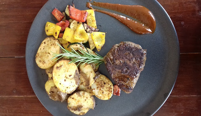 BLACK SMITH STEAKHOUSE | PO-ME, gostinstvo, d.o.o.