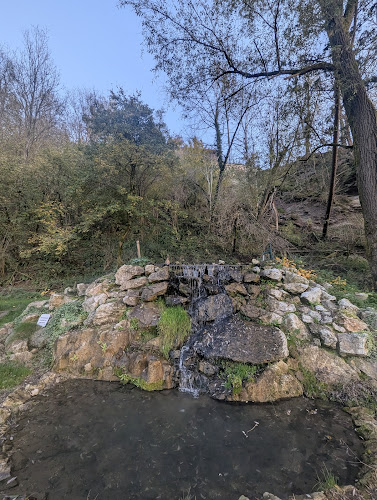 Ribnik Žeje - Gastronomija in gostinstvo