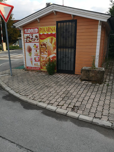 Pekarna Friško Petrovče - Gastronomija in gostinstvo