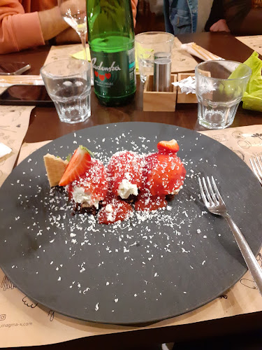 Magma X - Gastronomija in gostinstvo