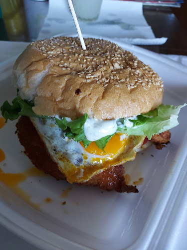 Opinii despre Rifugio Food/Drink And More în Koper - Gastronomija in gostinstvo