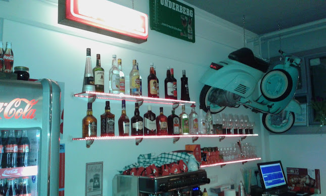 Bejbi Bar - Gastronomija in gostinstvo