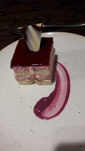 Lipa kavarna, pivnica in restavracija - Podčetrtek