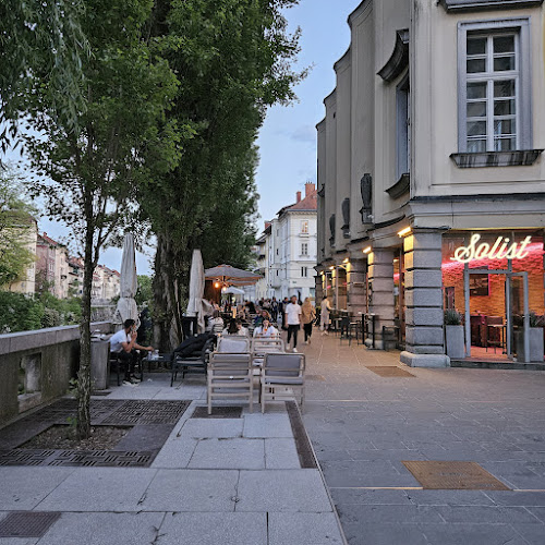 Solist - Ljubljana