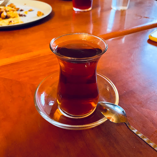 Tsnim arabska restavracija - Gastronomija in gostinstvo