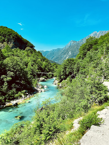 Kamp Lazar - Gastronomija in gostinstvo