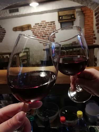 Bar Gušt, Katja Stuhne s.p - Gastronomija in gostinstvo