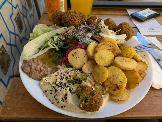 Abi Falafel - Gastronomija in gostinstvo